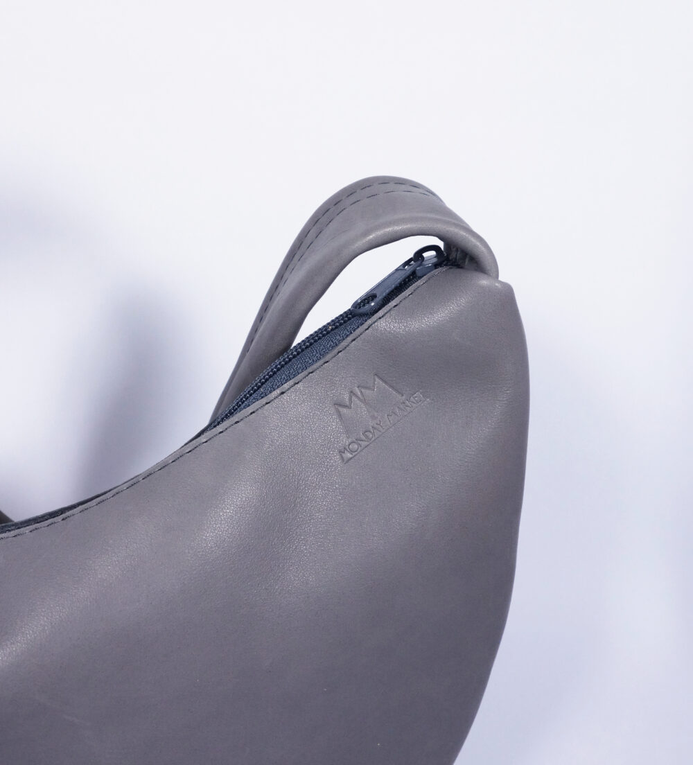 Ledertasche Tilda in Grau – Bild 8